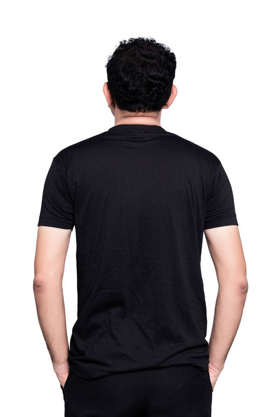 Man black t-shirt - Foto, Bild