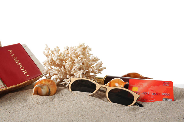 Sand with credit card and coral - Fotoğraf, Görsel