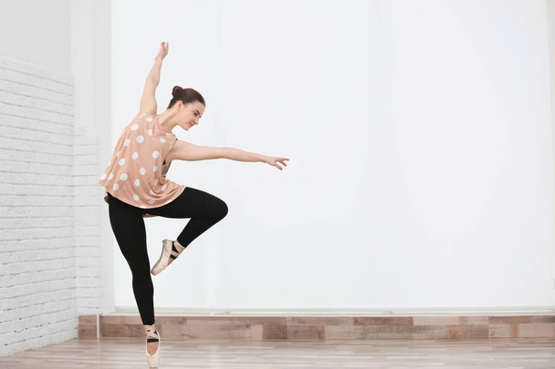 young beautiful ballerina training - Valokuva, kuva