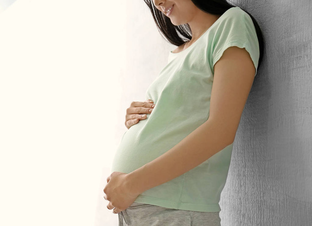 Beautiful pregnant woman - Foto, Imagen