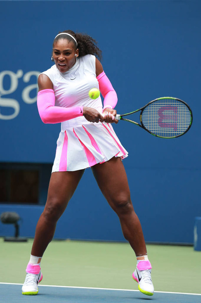 Grand Slam champion Serena Williams of United States in action during her round three match at US Open 2016 - Foto, Imagen
