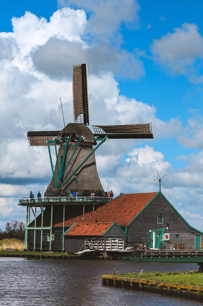 Hagyományos holland szélmalmok - Fotó, kép