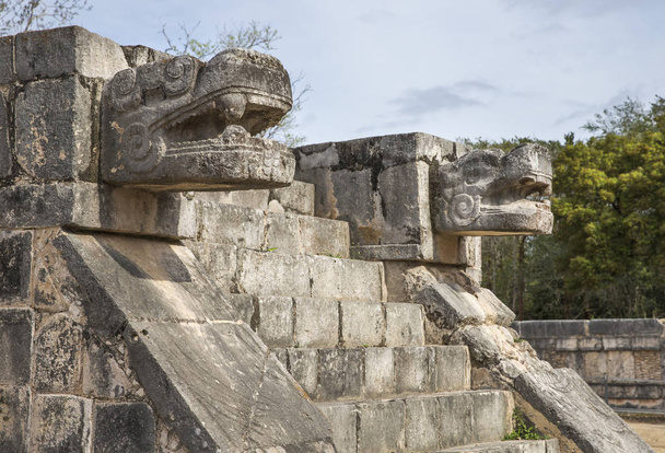 statues of Chichen Itza pyramid in Yukatan - Photo, Image