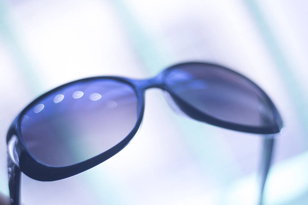 Жіночі сонцезахисні окуляри мода
 - Фото, зображення