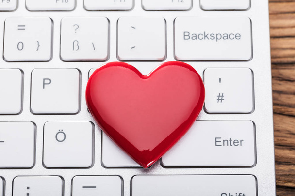 Heart Shape On Keyboard - Foto, imagen