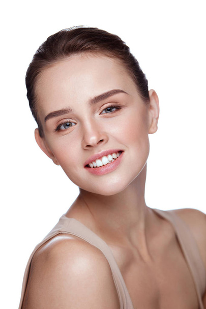 Beauty Face. Attractive Young Female Model On White Background - Φωτογραφία, εικόνα