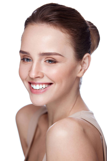 Beauty Face. Attractive Young Female Model On White Background - Valokuva, kuva