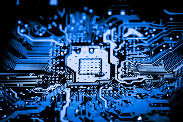 Close-up van elektronische schakelingen in technologie op moederbord achtergrond (Main bestuur, cpu, Moederbord, logica, systeemkaart of mobo) - Foto, afbeelding