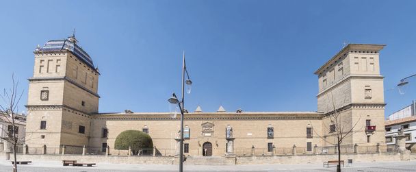 Hastane de Santiago, Ubeda, Jaen, İspanya'nın ana cephe - Fotoğraf, Görsel