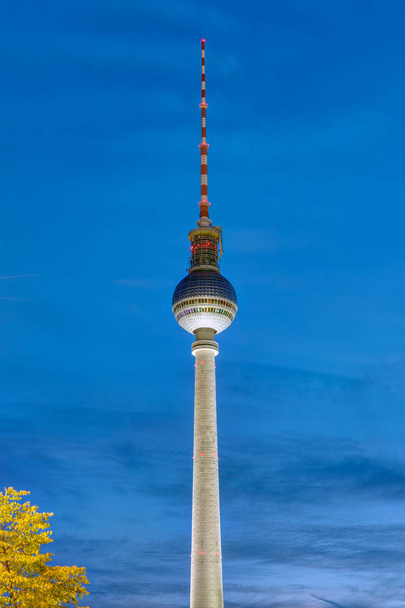 De beroemde televisietoren in Berlijn  - Foto, afbeelding