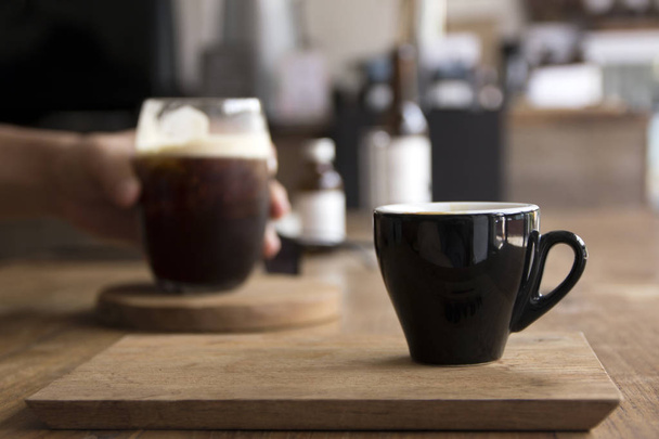 чашка кофе в кафе - Фото, изображение