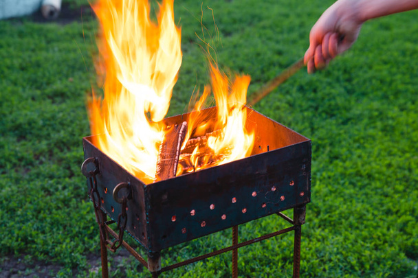 Kohlenbecken Feuerhand - Foto, Bild
