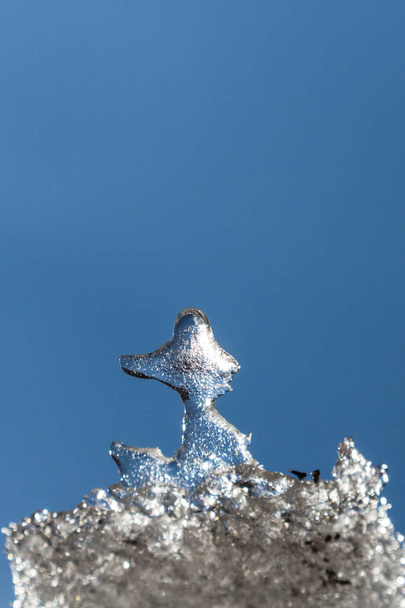 Скульптура льда, созданная природой
 - Фото, изображение
