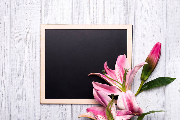 Chalkboard with flowers - Photo, Image