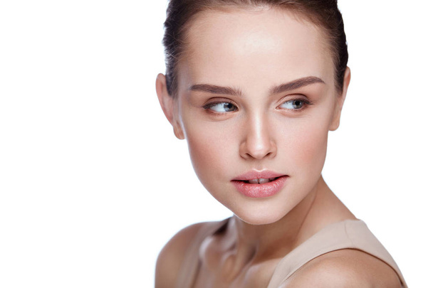 Beauty Woman Face. Beautiful Female With Facial Makeup - Foto, afbeelding