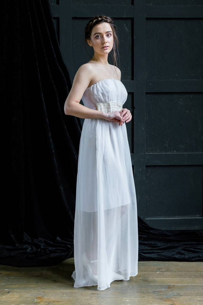 Woman in elegant dress - Zdjęcie, obraz