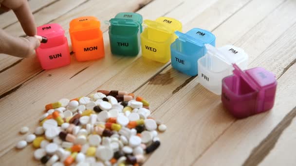 tabletták szervező tabletta - Felvétel, videó