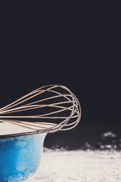 Kitchen whisk, hand tool for whipping cream - Fotoğraf, Görsel