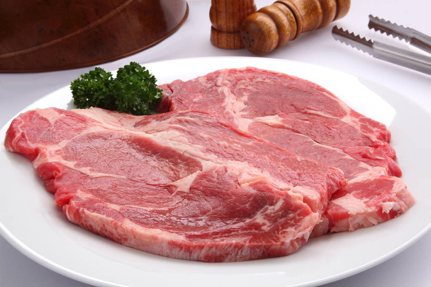 American Sirloin Beef em fundo branco
 - Foto, Imagem