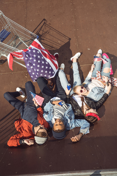 teenagers with american flag - Photo, Image