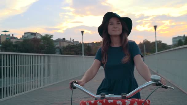 fashion woman with vintage bike - Footage, Video