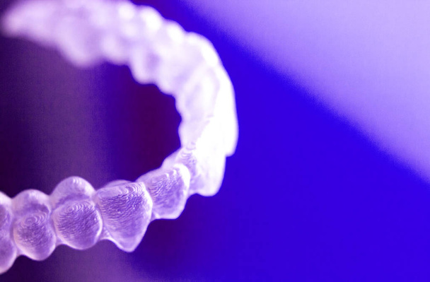 Aligneurs orthodontiques invisibles
 - Photo, image