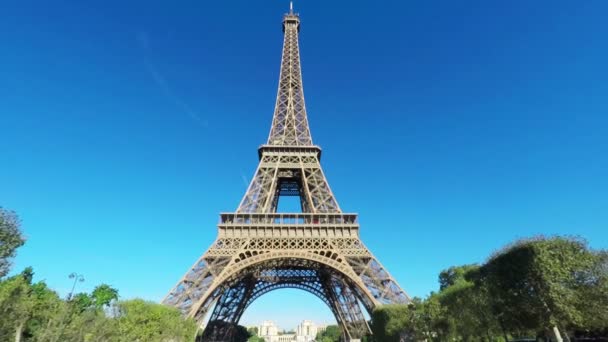Lassított kilátás nyílik az Eiffel-torony - Felvétel, videó