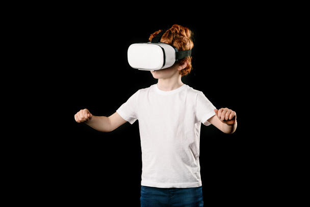 boy in virtual reality headset - Foto, Imagem
