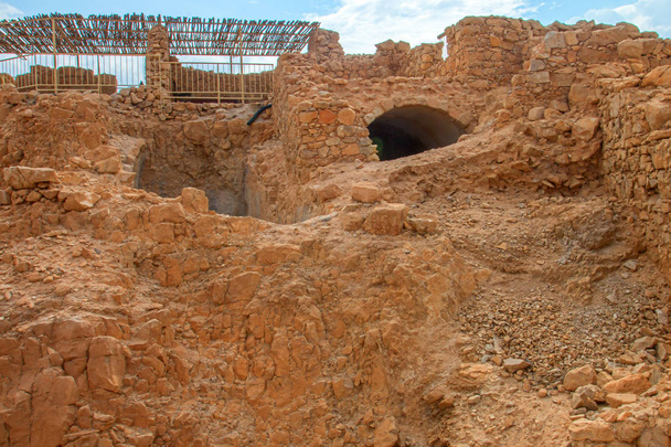 Ruínas da fortaleza de Masada, Israel
 - Foto, Imagem