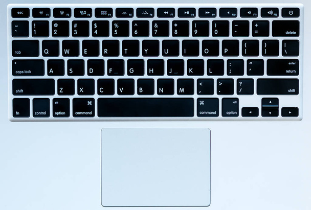 Kolor srebrny laptop klawiatura - Zdjęcie, obraz