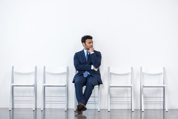 businessman sitting on chair - Foto, Imagem