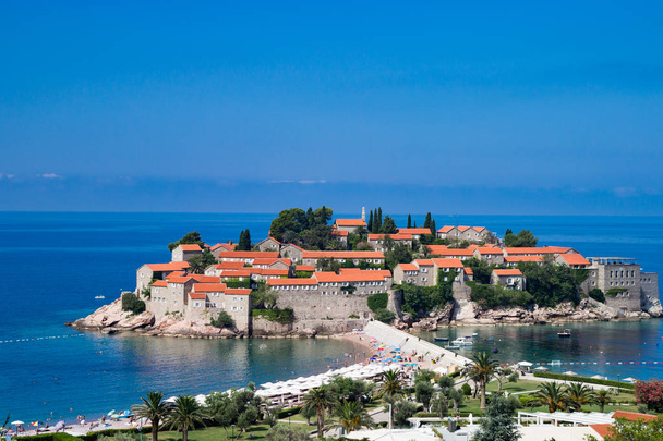 Νησί Sveti Stefan στην Μπούντβα, Μαυροβούνιο - Φωτογραφία, εικόνα