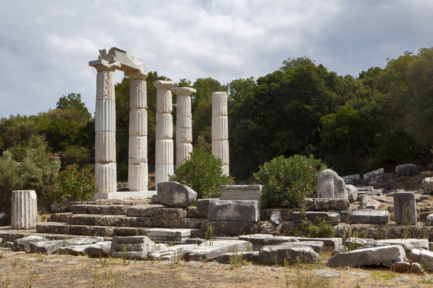 Kutsal büyük Tanrıların, Palaeopolis, Semadirek, Yunanistan - Fotoğraf, Görsel