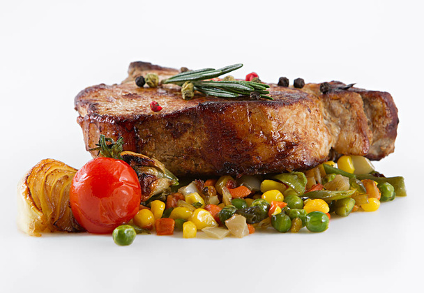 Steak z grilované maso s kořením - Fotografie, Obrázek