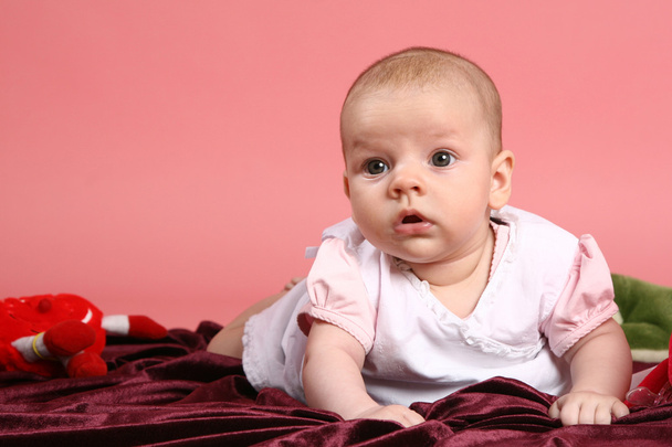 Πορτραίτο κοριτσιού μικρό μωρό - Φωτογραφία, εικόνα