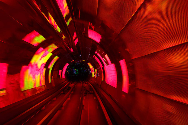La luz al final del túnel - Foto, Imagen