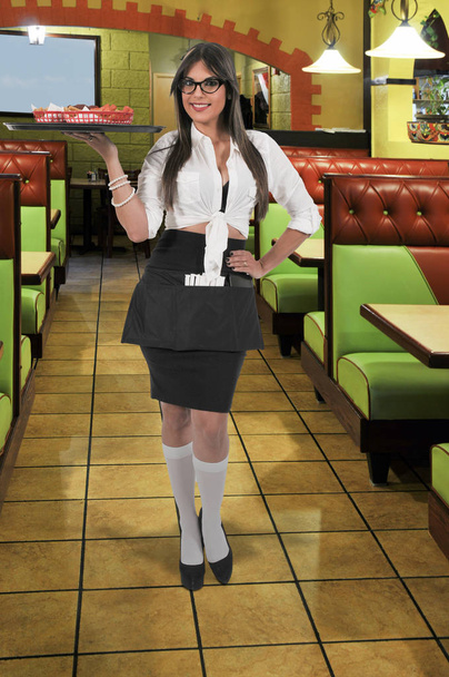 Servidor o camarera
 - Foto, imagen