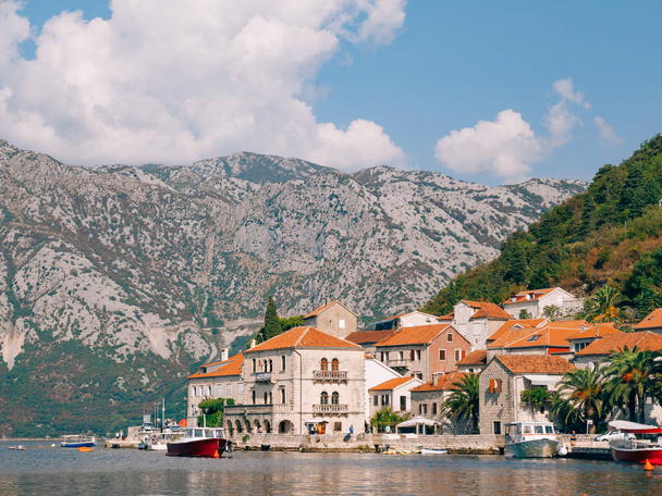 The old town of Perast on the shore of Kotor Bay, Montenegro. Th - Photo, Image