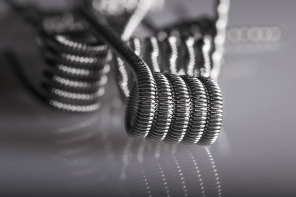 Twisted multi Strand vaping coils esempio
. - Foto, immagini