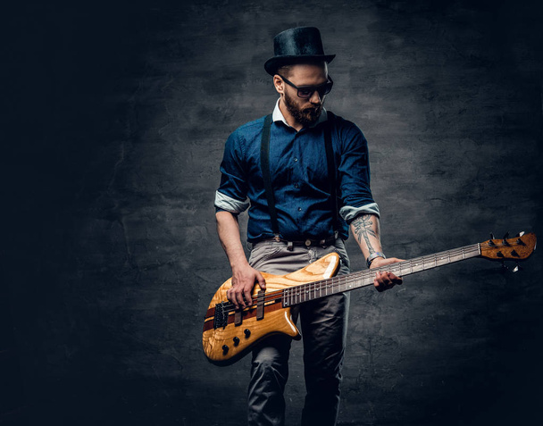 Hipster bass player - Photo, Image