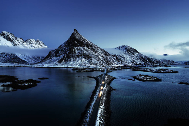 Olstind Mount and bridge. Lofoten islands, Norway - Φωτογραφία, εικόνα