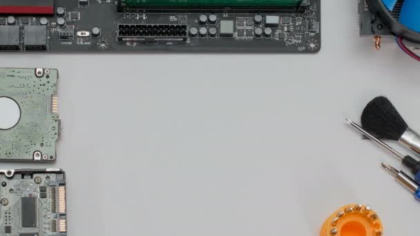 Μητρική πλακέτα υπολογιστή με στοιχεία ψύξης μνήμη και επεξεργαστή - Πλάνα, βίντεο