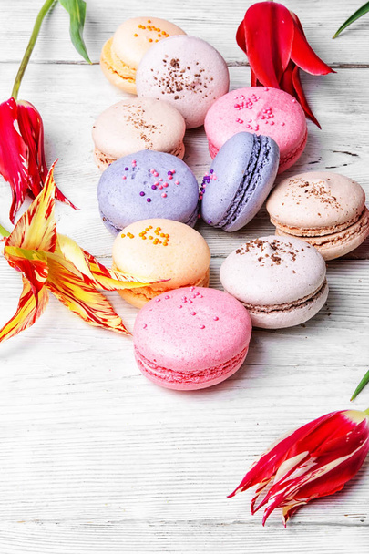 барвисті французький десертів
 - Фото, зображення