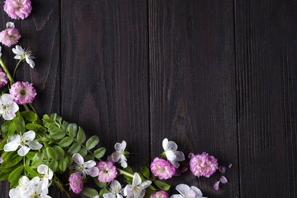 Frame of beautiful flowers - Photo, image
