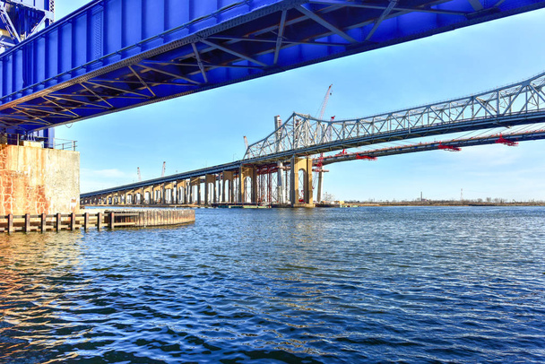 Γέφυρα Goethals και Arthur Kill κατακόρυφο ανελκυστήρα γέφυρα - Φωτογραφία, εικόνα