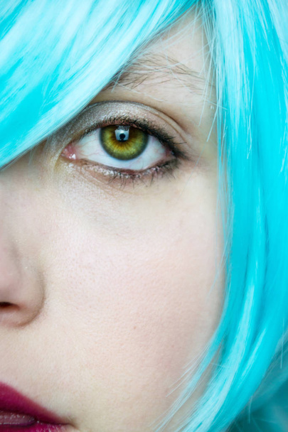 niebieskie włosy kobieta - Zdjęcie, obraz