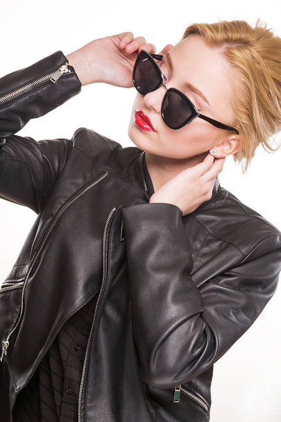blonde girl in leather jacket - Zdjęcie, obraz