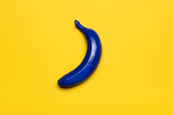 blue colored banana - Valokuva, kuva