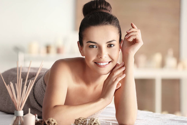 Beautiful woman in spa salon - Photo, Image