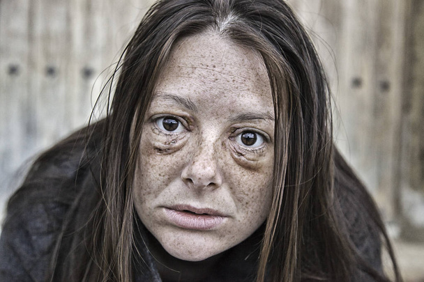 Chica abusada violencia
 - Foto, Imagen